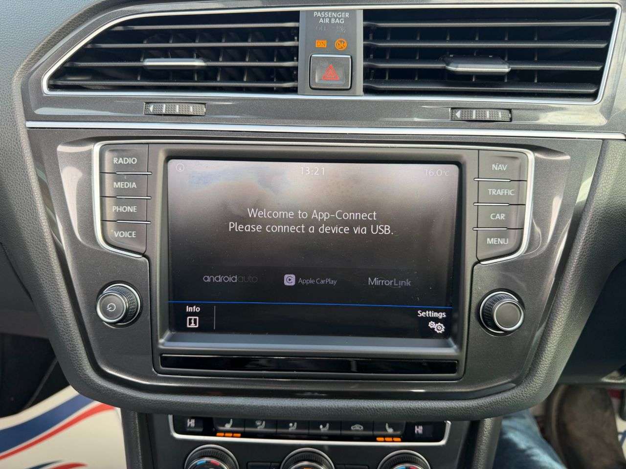2017 VOLKSWAGEN TIGUAN 2017 VOLKSWAGEN TIGUAN