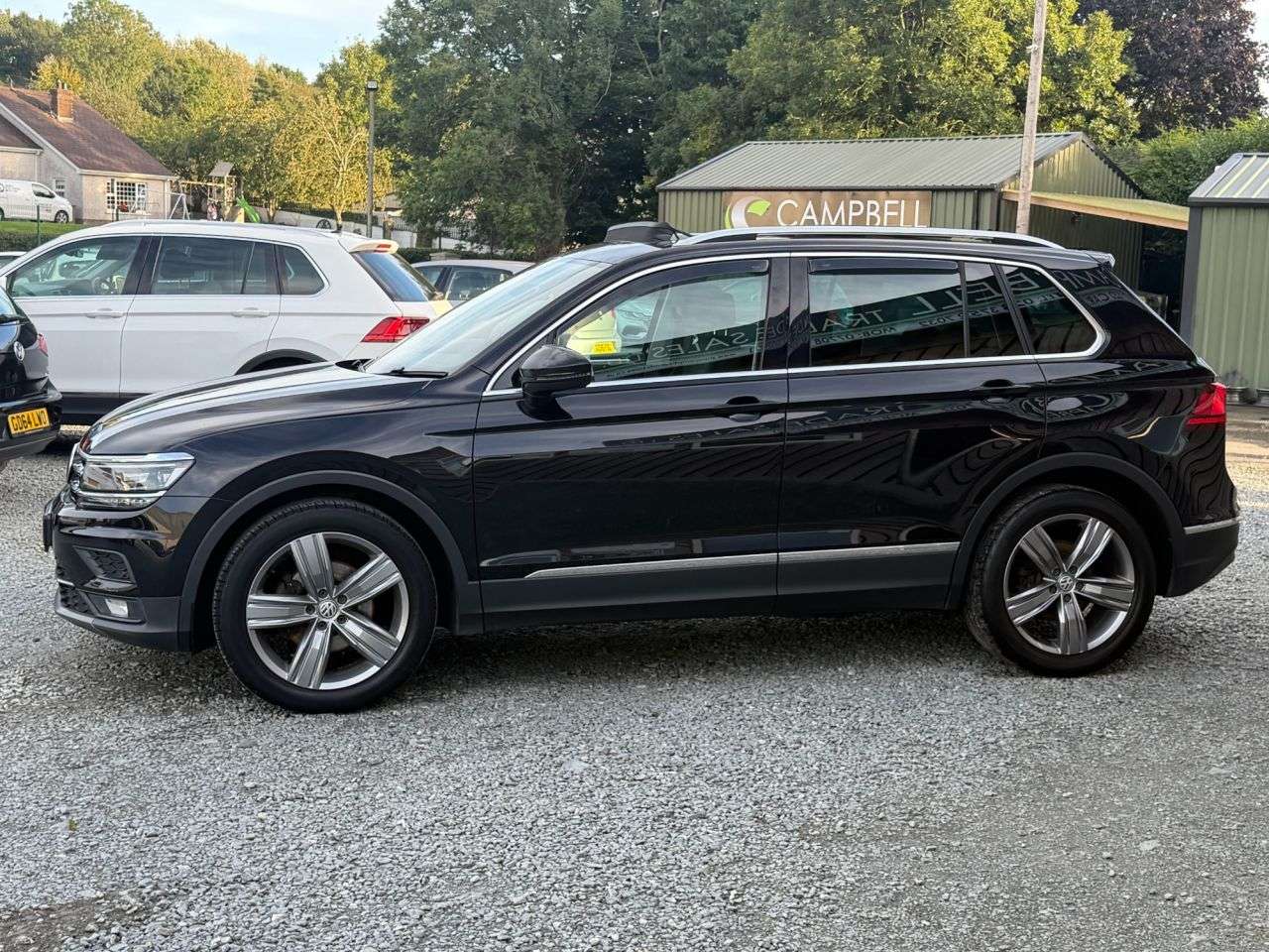 A 2018 VOLKSWAGEN TIGUAN 2.0 TDI SEL SUV 5dr Diesel Manual Euro 6 (s/s) (150 ps) A 2018 VOLKSWAGEN TIGUAN 2.0 TDI SEL SUV 5dr Diesel Manual Euro 6 (s/s) (150 ps)