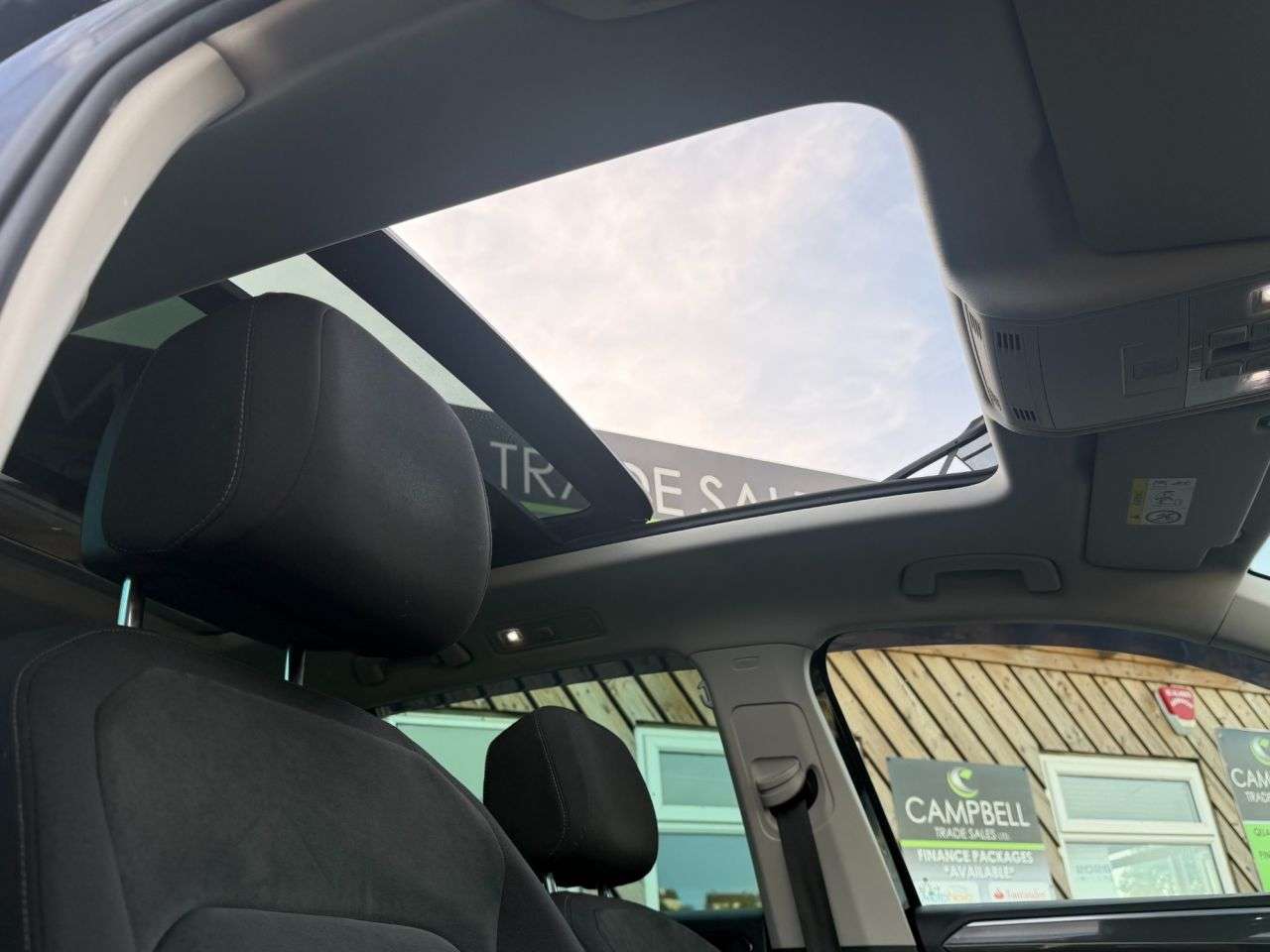 2018 VOLKSWAGEN TIGUAN 2018 VOLKSWAGEN TIGUAN