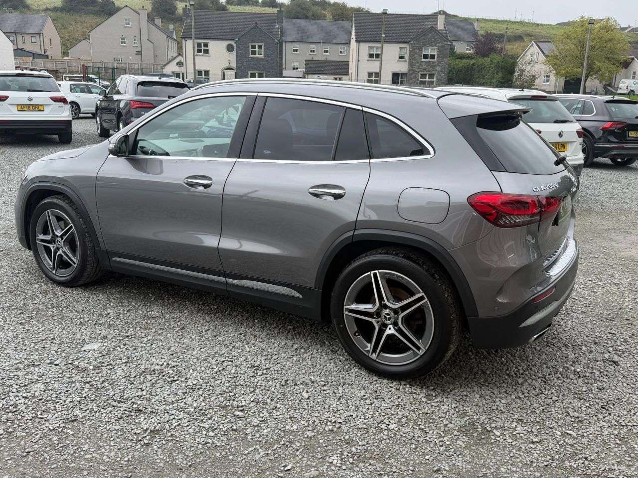 A 2021 MERCEDES-BENZ GLA 2.0 GLA200d AMG Line (Premium) SUV 5dr Diesel 8G-DCT Euro 6 (s/s) (150 ps) A 2021 MERCEDES-BENZ GLA 2.0 GLA200d AMG Line (Premium) SUV 5dr Diesel 8G-DCT Euro 6 (s/s) (150 ps)