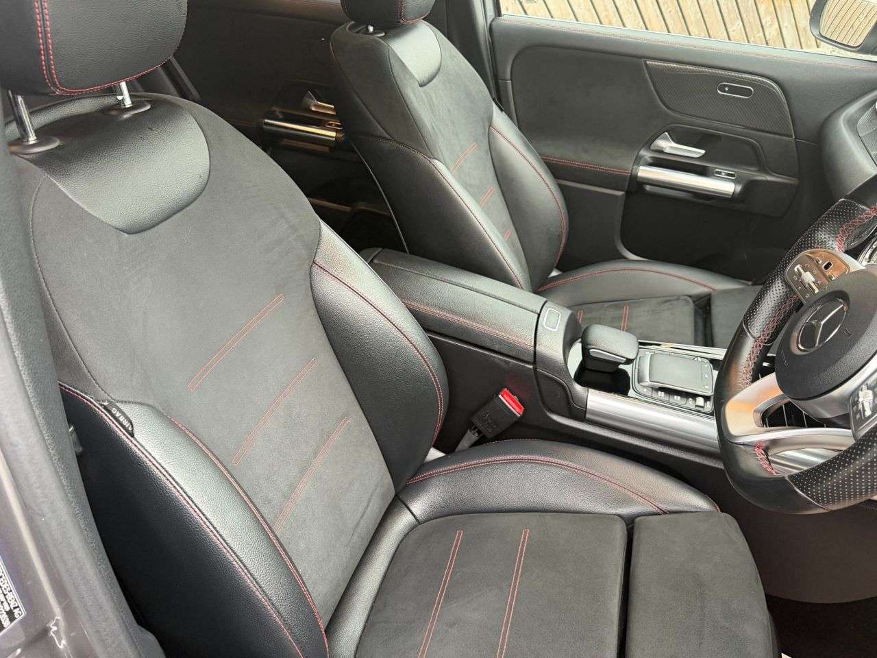 2021 MERCEDES-BENZ GLA 2021 MERCEDES-BENZ GLA