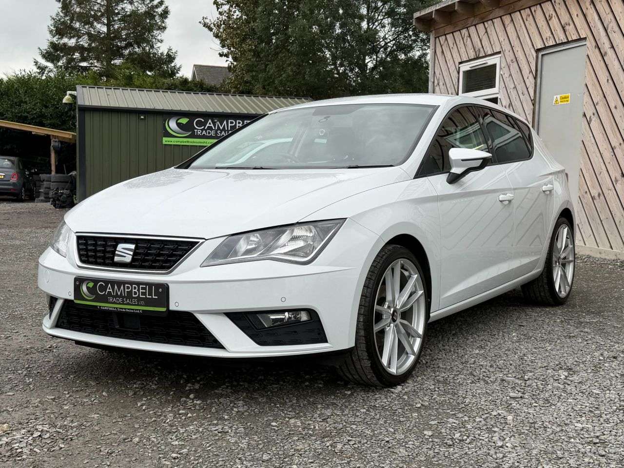 A 2020 SEAT LEON 1.0 TSI SE Dynamic Hatchback 5dr Petrol Manual Euro 6 (s/s) (115 ps) A 2020 SEAT LEON 1.0 TSI SE Dynamic Hatchback 5dr Petrol Manual Euro 6 (s/s) (115 ps)