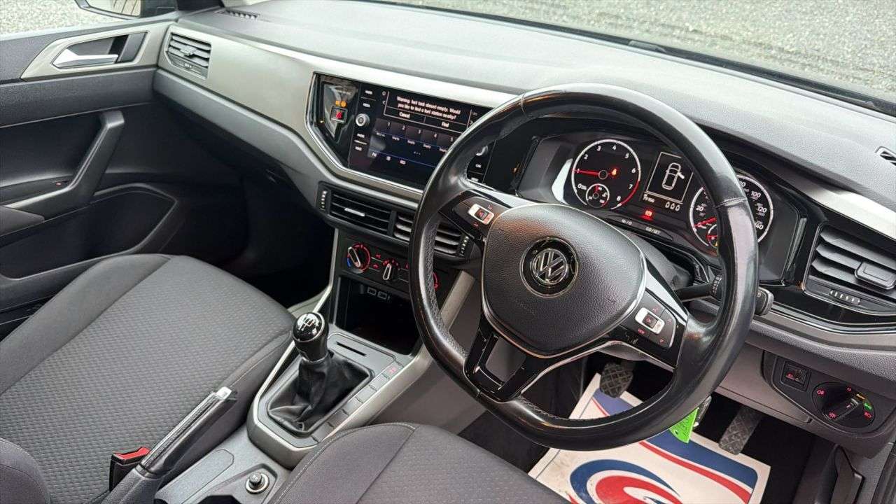 2019 VOLKSWAGEN POLO 2019 VOLKSWAGEN POLO