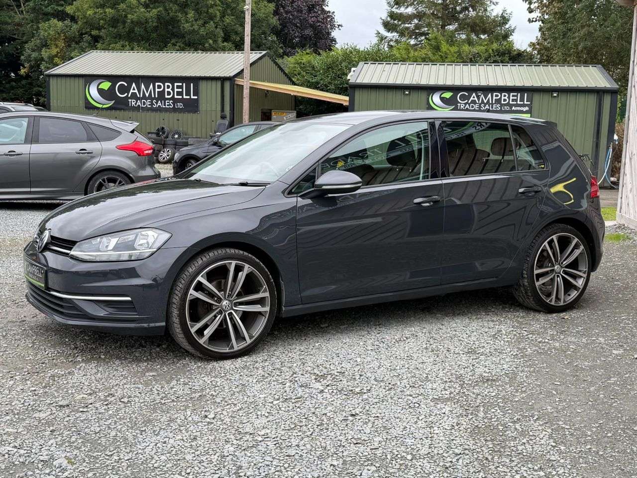 A 2018 VOLKSWAGEN GOLF 2.0 TDI SE Nav Hatchback 5dr Diesel DSG Euro 6 (s/s) (150 ps) A 2018 VOLKSWAGEN GOLF 2.0 TDI SE Nav Hatchback 5dr Diesel DSG Euro 6 (s/s) (150 ps)