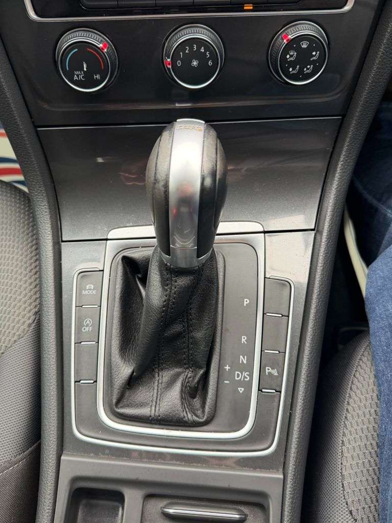 2018 VOLKSWAGEN GOLF 2018 VOLKSWAGEN GOLF