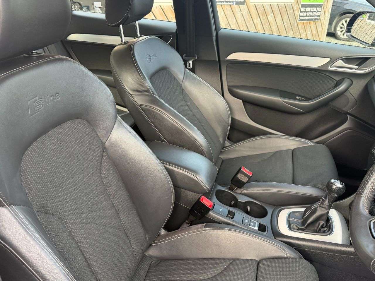 2018 AUDI Q3 2018 AUDI Q3