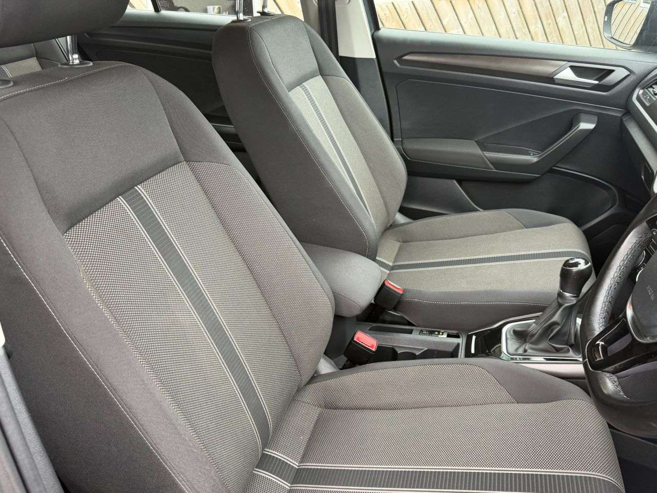 2019 VOLKSWAGEN T-ROC 2019 VOLKSWAGEN T-ROC