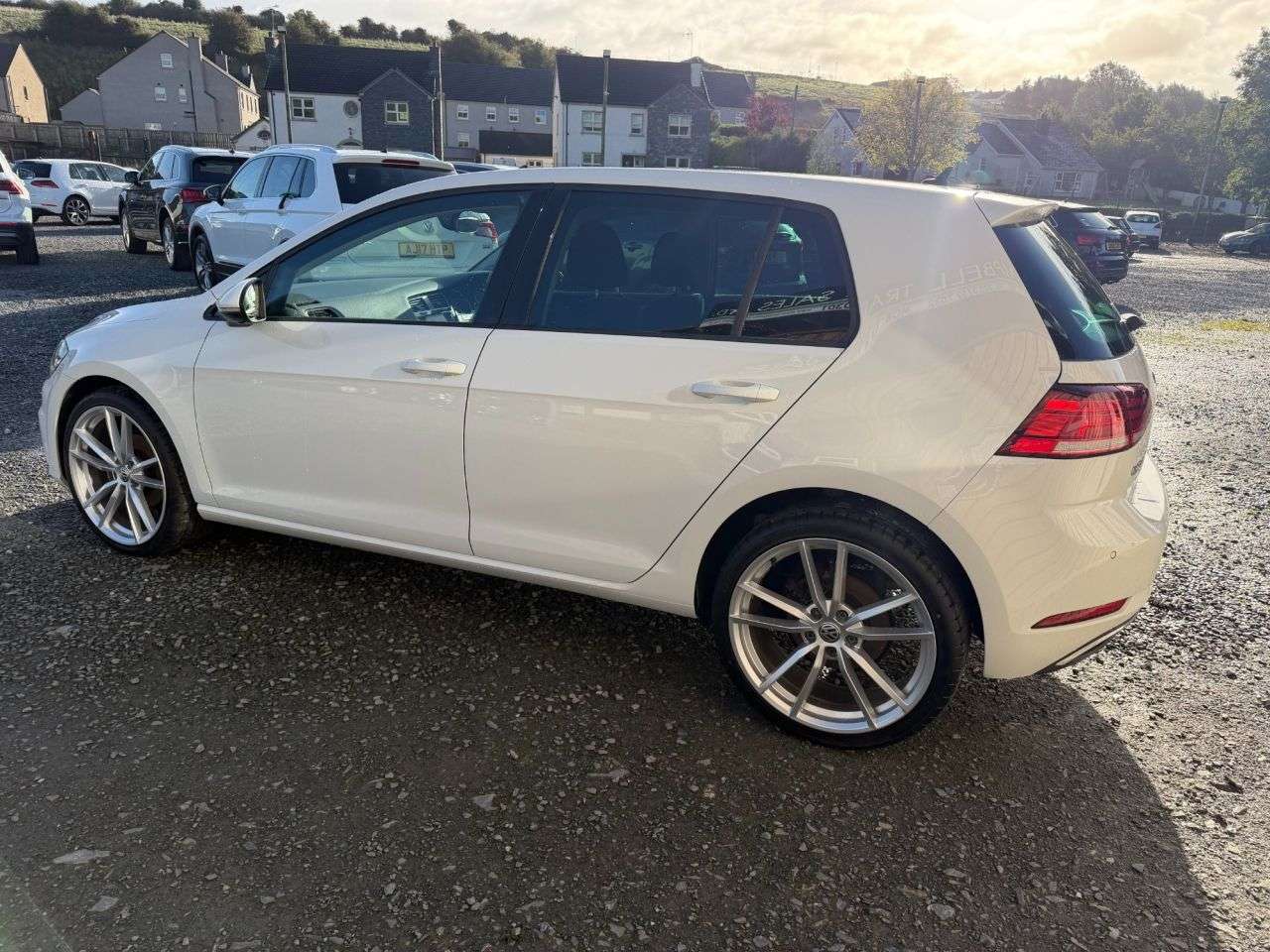 A 2019 VOLKSWAGEN GOLF 1.6 TDI Match Hatchback 5dr Diesel DSG Euro 6 (s/s) (115 ps) A 2019 VOLKSWAGEN GOLF 1.6 TDI Match Hatchback 5dr Diesel DSG Euro 6 (s/s) (115 ps)