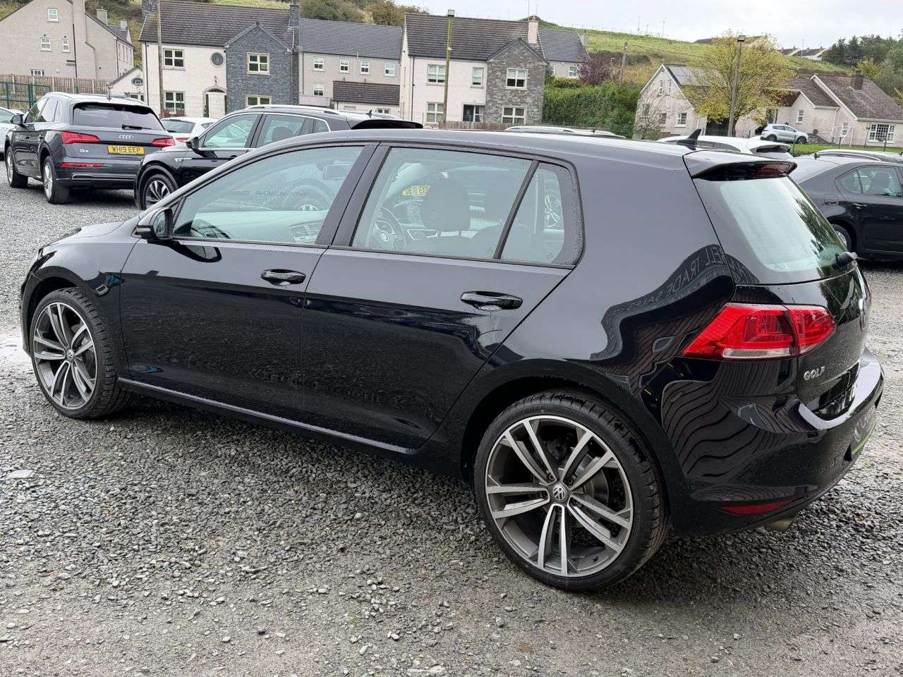 A 2016 VOLKSWAGEN GOLF 1.6 TDI BlueMotion Tech Match Edition Hatchback 5dr Diesel Manual Euro 6 (s A 2016 VOLKSWAGEN GOLF 1.6 TDI BlueMotion Tech Match Edition Hatchback 5dr Diesel Manual Euro 6 (s