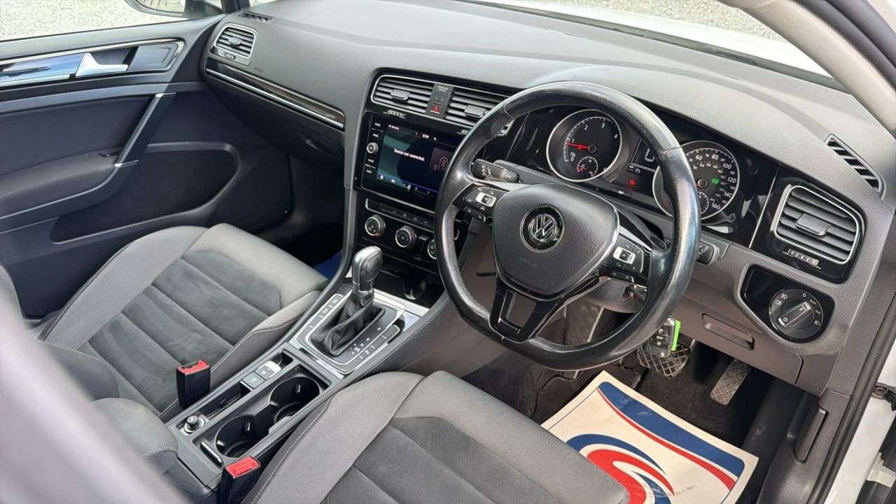 2018 VOLKSWAGEN GOLF 2018 VOLKSWAGEN GOLF