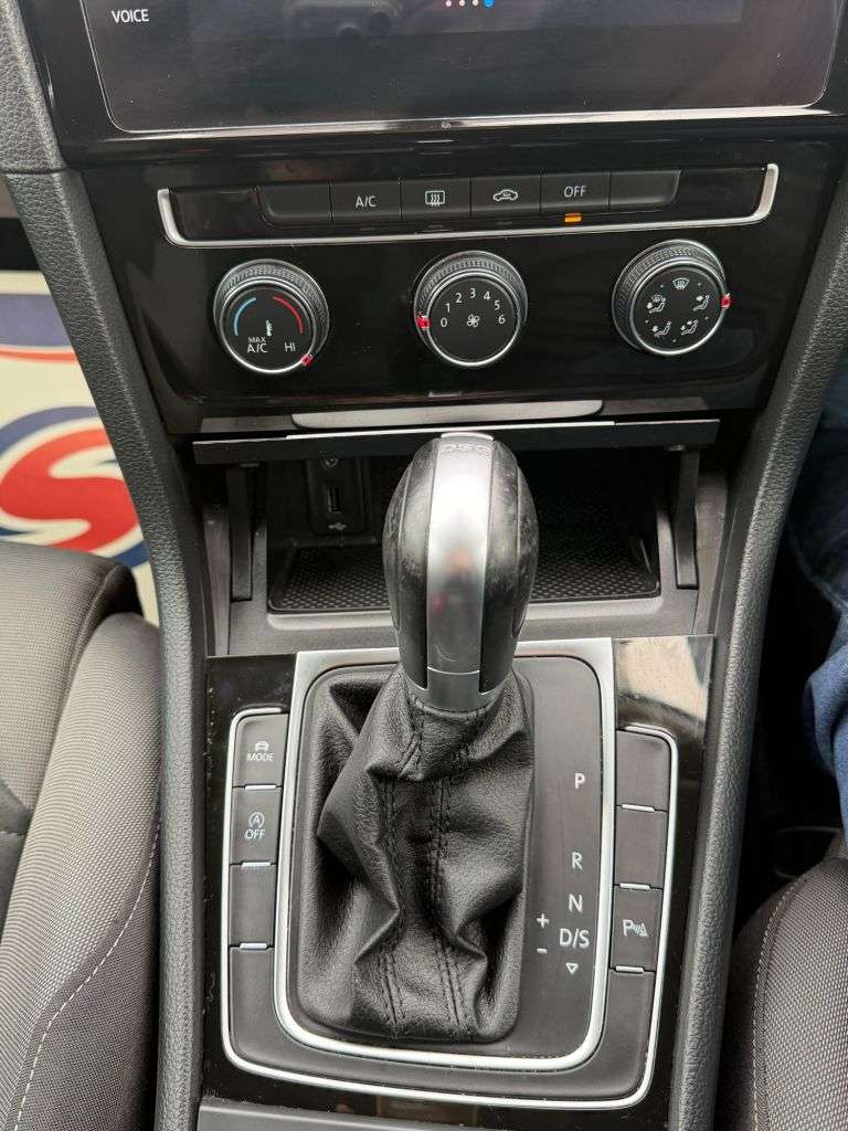 2018 VOLKSWAGEN GOLF 2018 VOLKSWAGEN GOLF