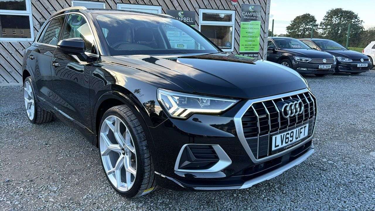 A 2019 AUDI Q3 2.0 TDI 35 Sport SUV 5dr Diesel Manual quattro Euro 6 (s/s) (150 ps) A 2019 AUDI Q3 2.0 TDI 35 Sport SUV 5dr Diesel Manual quattro Euro 6 (s/s) (150 ps)