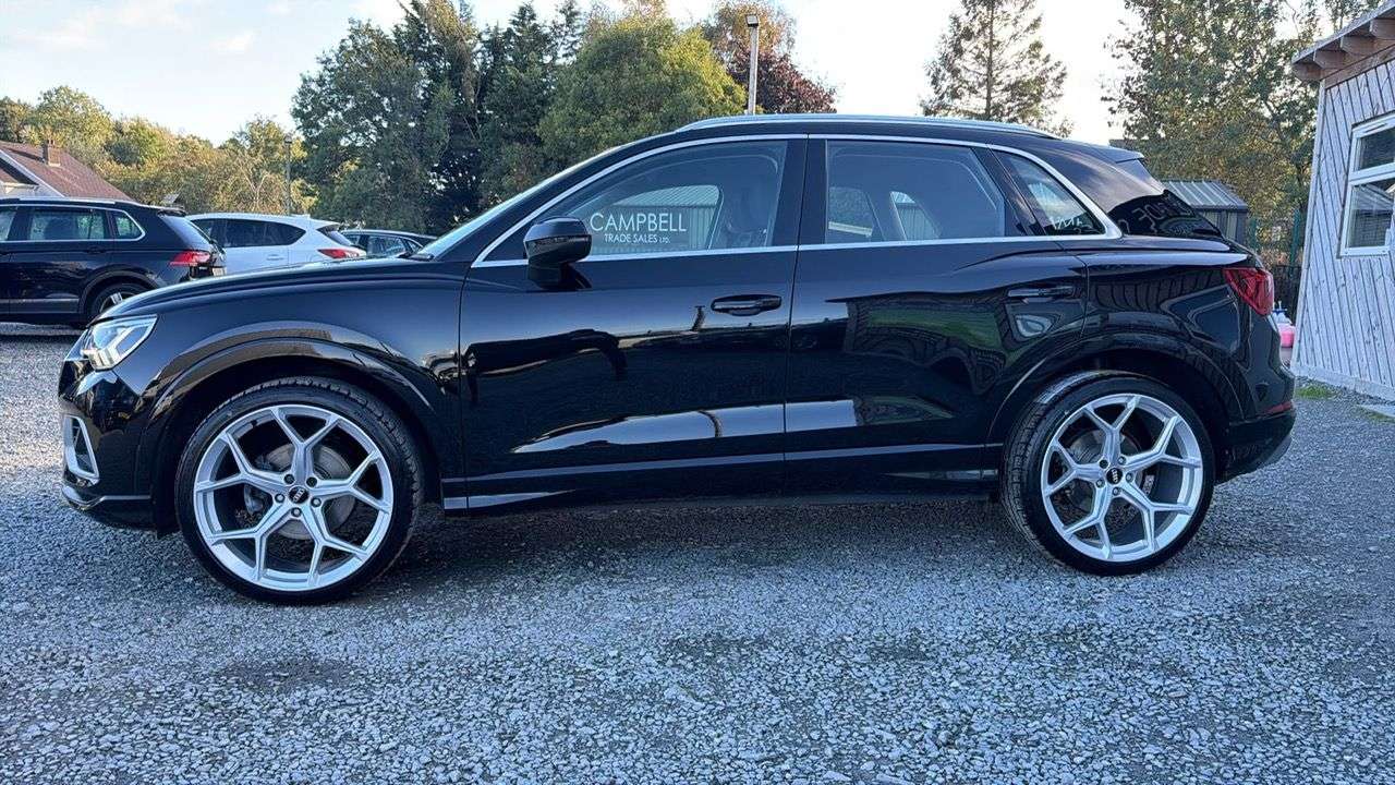 2019 AUDI Q3 2019 AUDI Q3