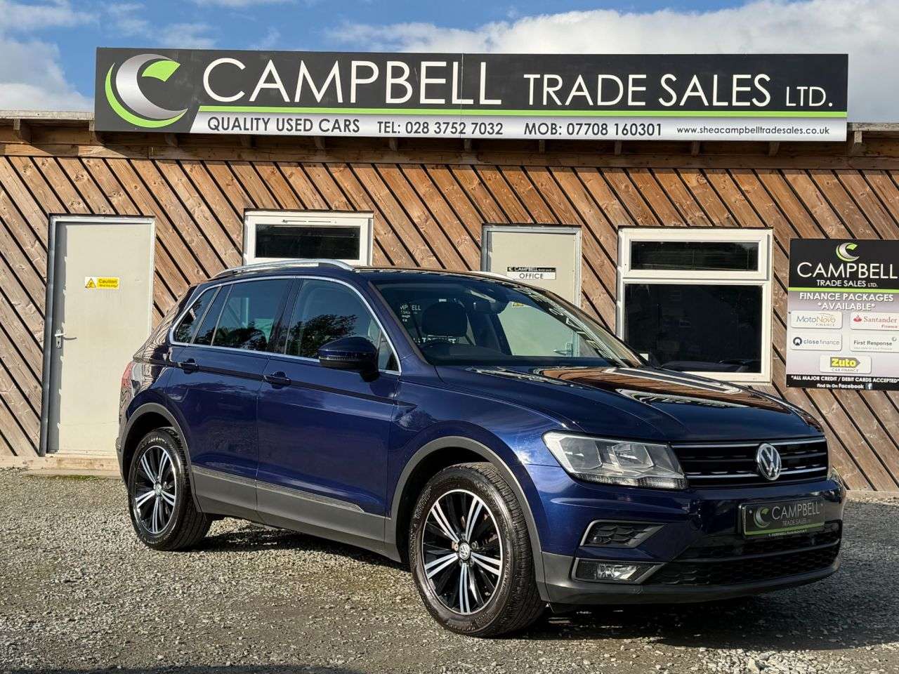 A 2017 VOLKSWAGEN TIGUAN 2.0 TDI SE Navigation SUV 5dr Diesel Manual Euro 6 (s/s) (150 ps) A 2017 VOLKSWAGEN TIGUAN 2.0 TDI SE Navigation SUV 5dr Diesel Manual Euro 6 (s/s) (150 ps)