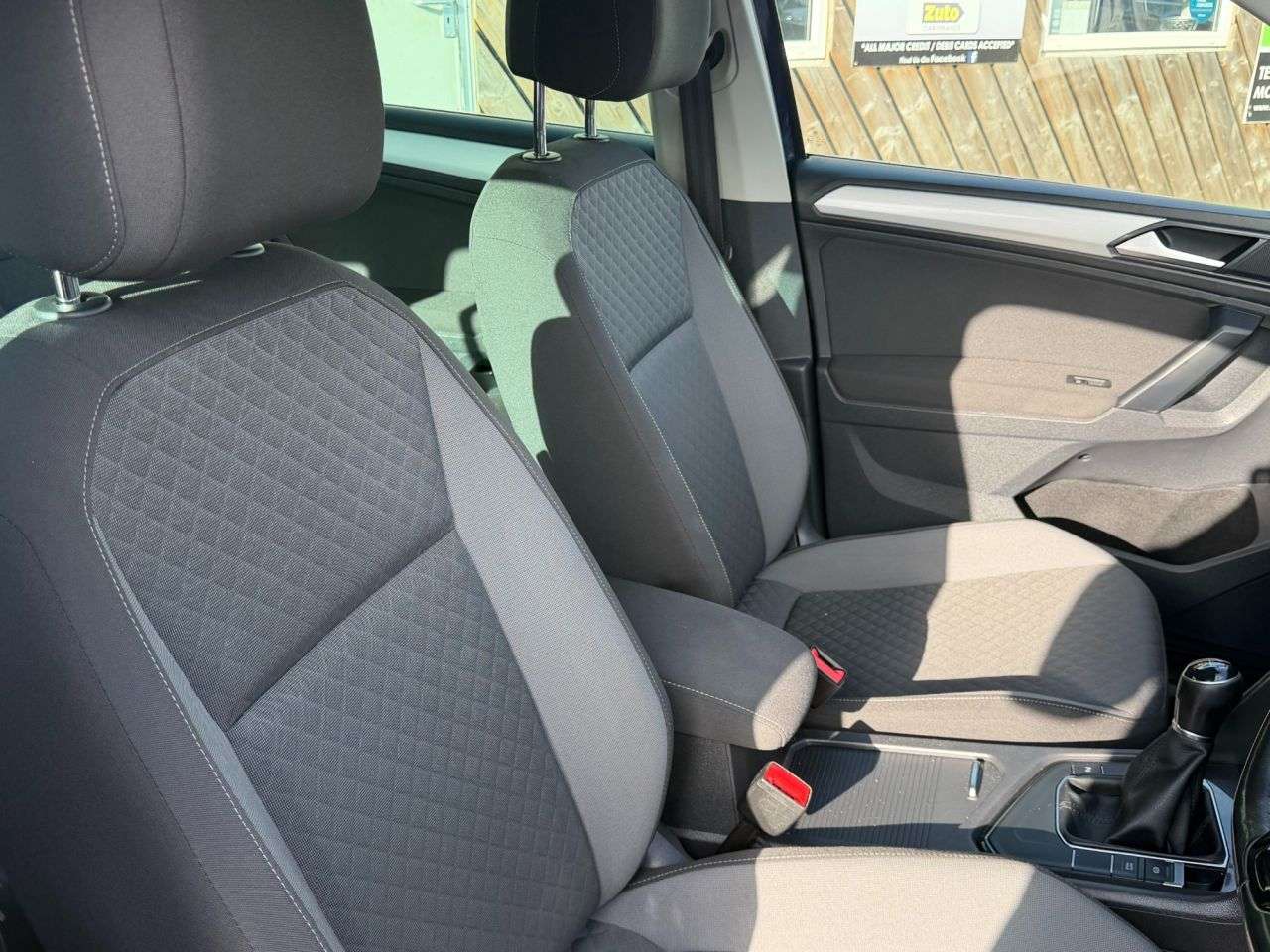 2017 VOLKSWAGEN TIGUAN 2017 VOLKSWAGEN TIGUAN
