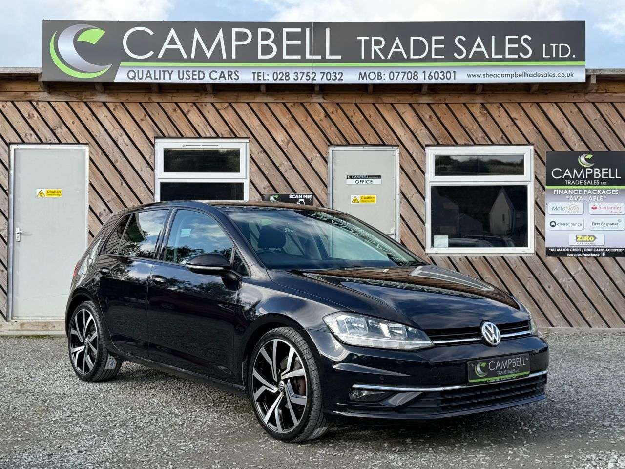 A 2017 VOLKSWAGEN GOLF 1.6 TDI BlueMotion Tech GT Hatchback 5dr Diesel Manual Euro 6 (s/s) (115 ps A 2017 VOLKSWAGEN GOLF 1.6 TDI BlueMotion Tech GT Hatchback 5dr Diesel Manual Euro 6 (s/s) (115 ps