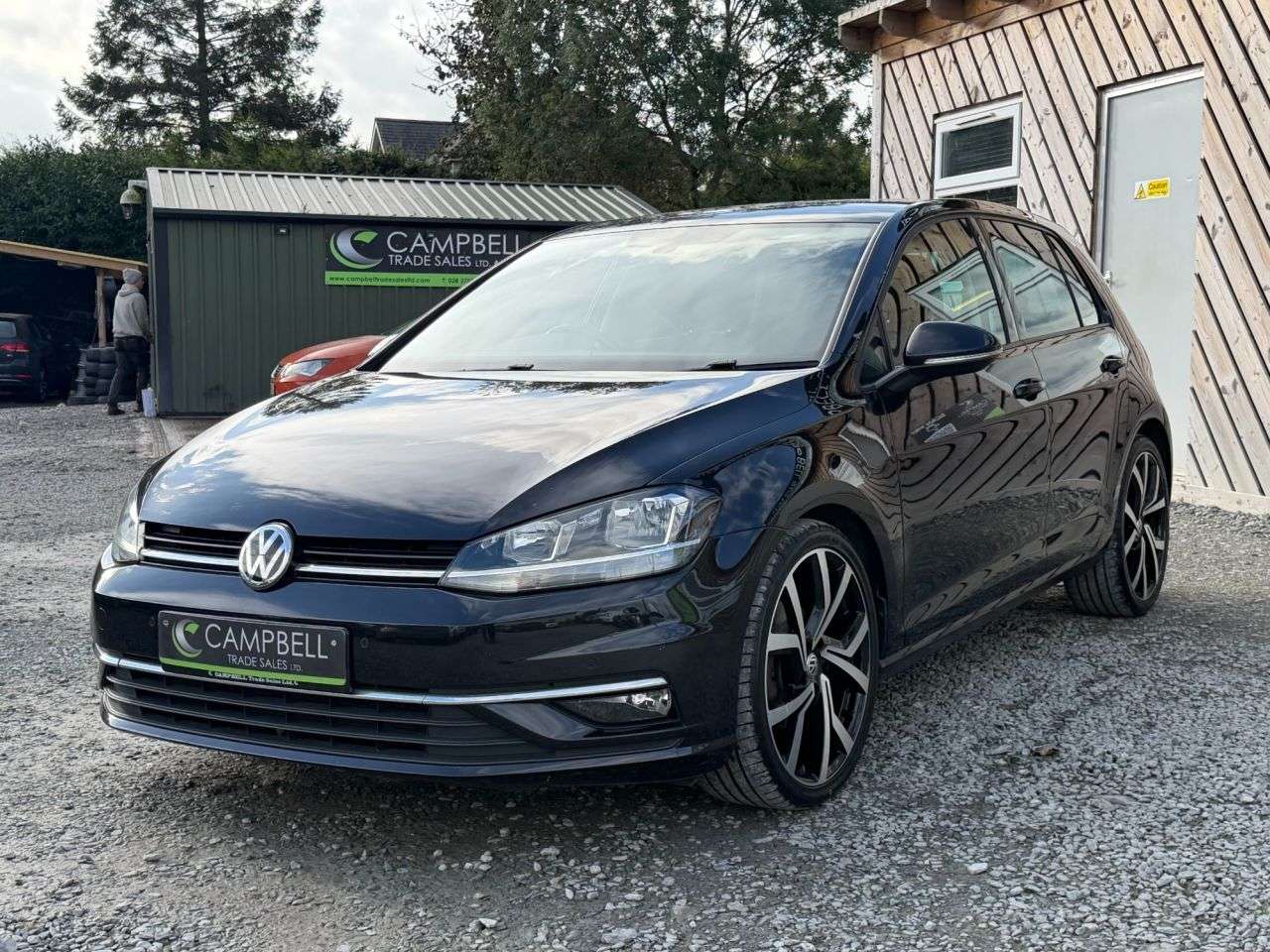 A 2017 VOLKSWAGEN GOLF 1.6 TDI BlueMotion Tech GT Hatchback 5dr Diesel Manual Euro 6 (s/s) (115 ps A 2017 VOLKSWAGEN GOLF 1.6 TDI BlueMotion Tech GT Hatchback 5dr Diesel Manual Euro 6 (s/s) (115 ps