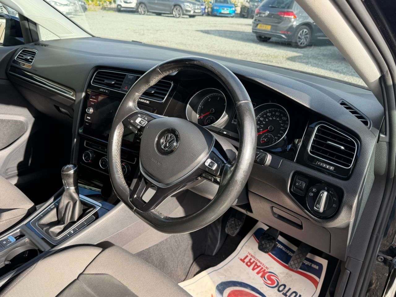 2017 VOLKSWAGEN GOLF 2017 VOLKSWAGEN GOLF