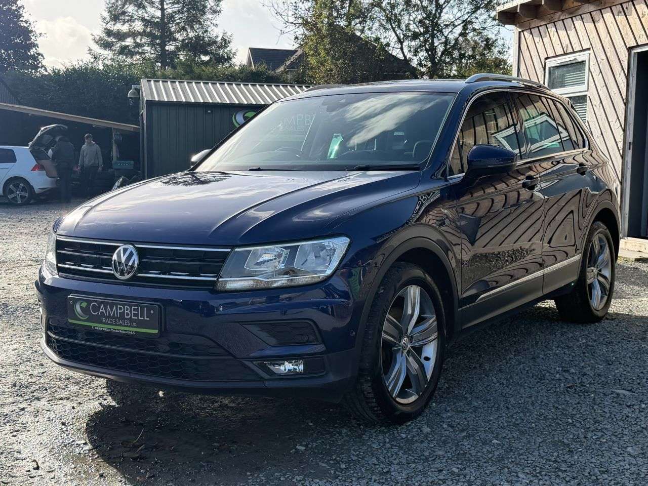 A 2019 VOLKSWAGEN TIGUAN 2.0 TDI Match SUV 5dr Diesel Manual Euro 6 (s/s) (150 ps) A 2019 VOLKSWAGEN TIGUAN 2.0 TDI Match SUV 5dr Diesel Manual Euro 6 (s/s) (150 ps)