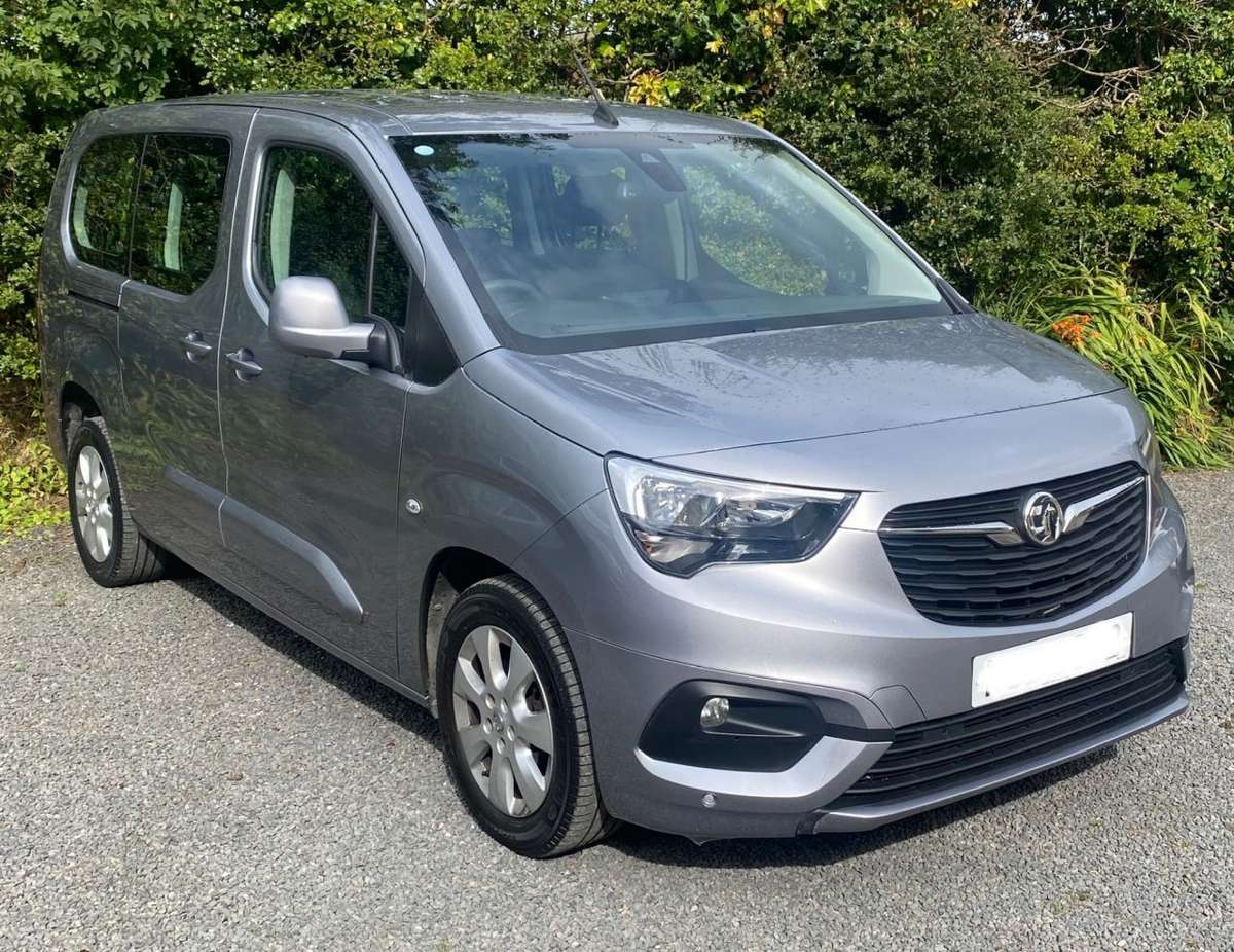 Check out this Vauxhall Combo Life 2019 Diesel Manual