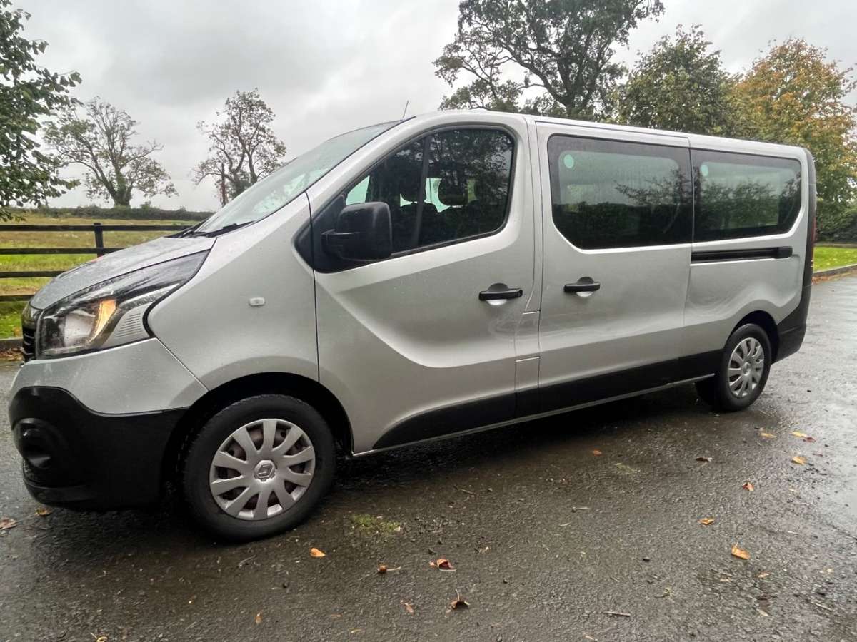 Check out this Renault Trafic 2016 Diesel Manual