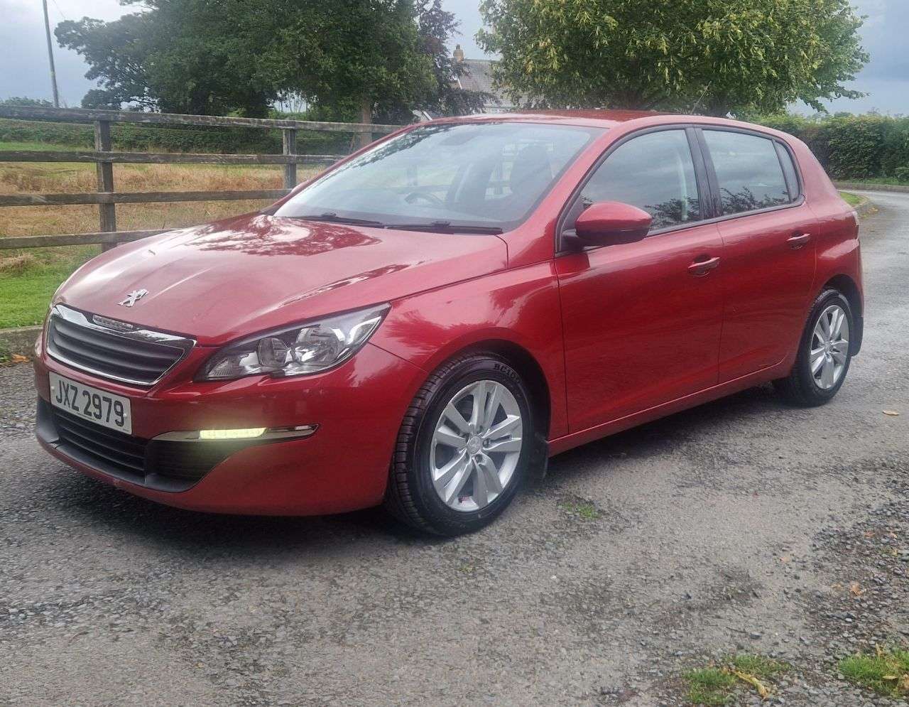 2015 PEUGEOT 308 2015 PEUGEOT 308