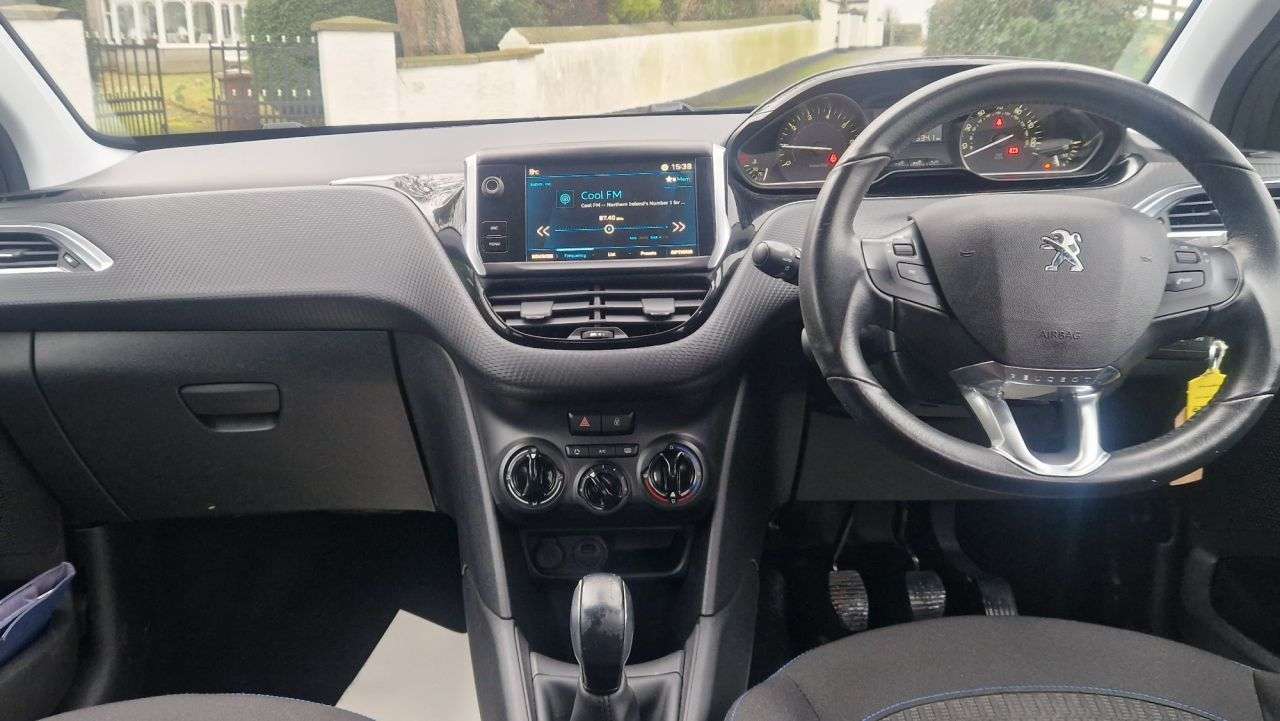 2019 PEUGEOT 208 2019 PEUGEOT 208
