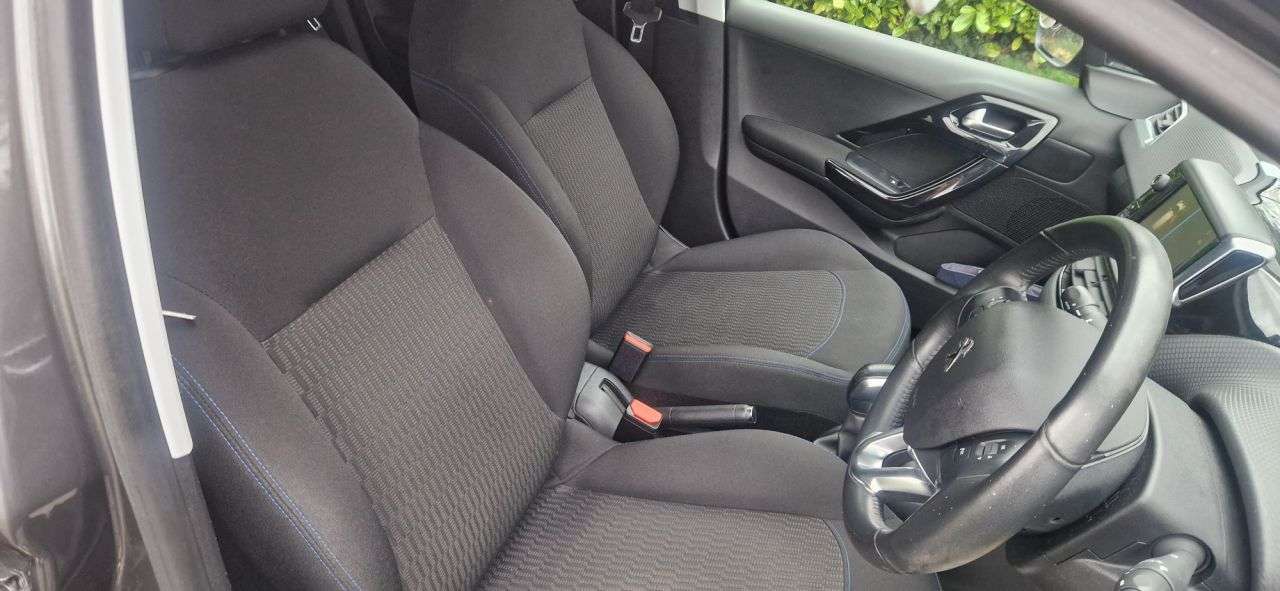 2019 PEUGEOT 208 2019 PEUGEOT 208