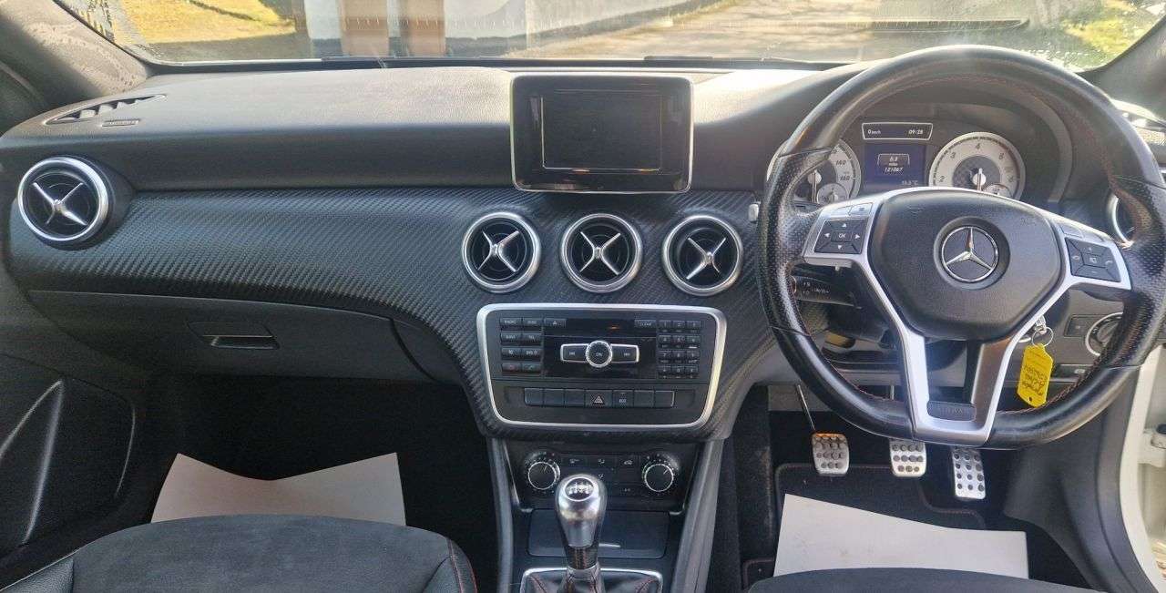 2013 MERCEDES-BENZ A-CLASS 2013 MERCEDES-BENZ A-CLASS