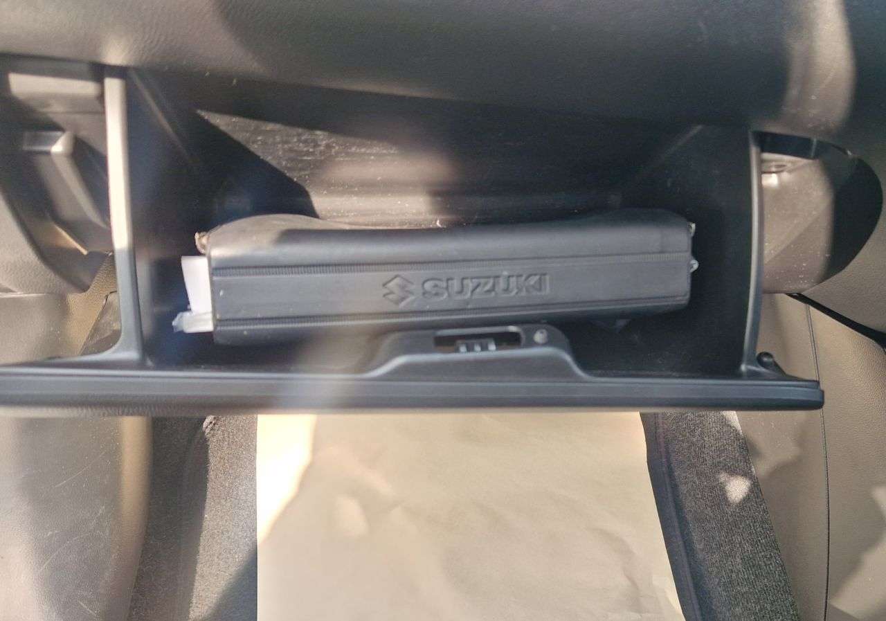 2018 SUZUKI SWIFT 2018 SUZUKI SWIFT