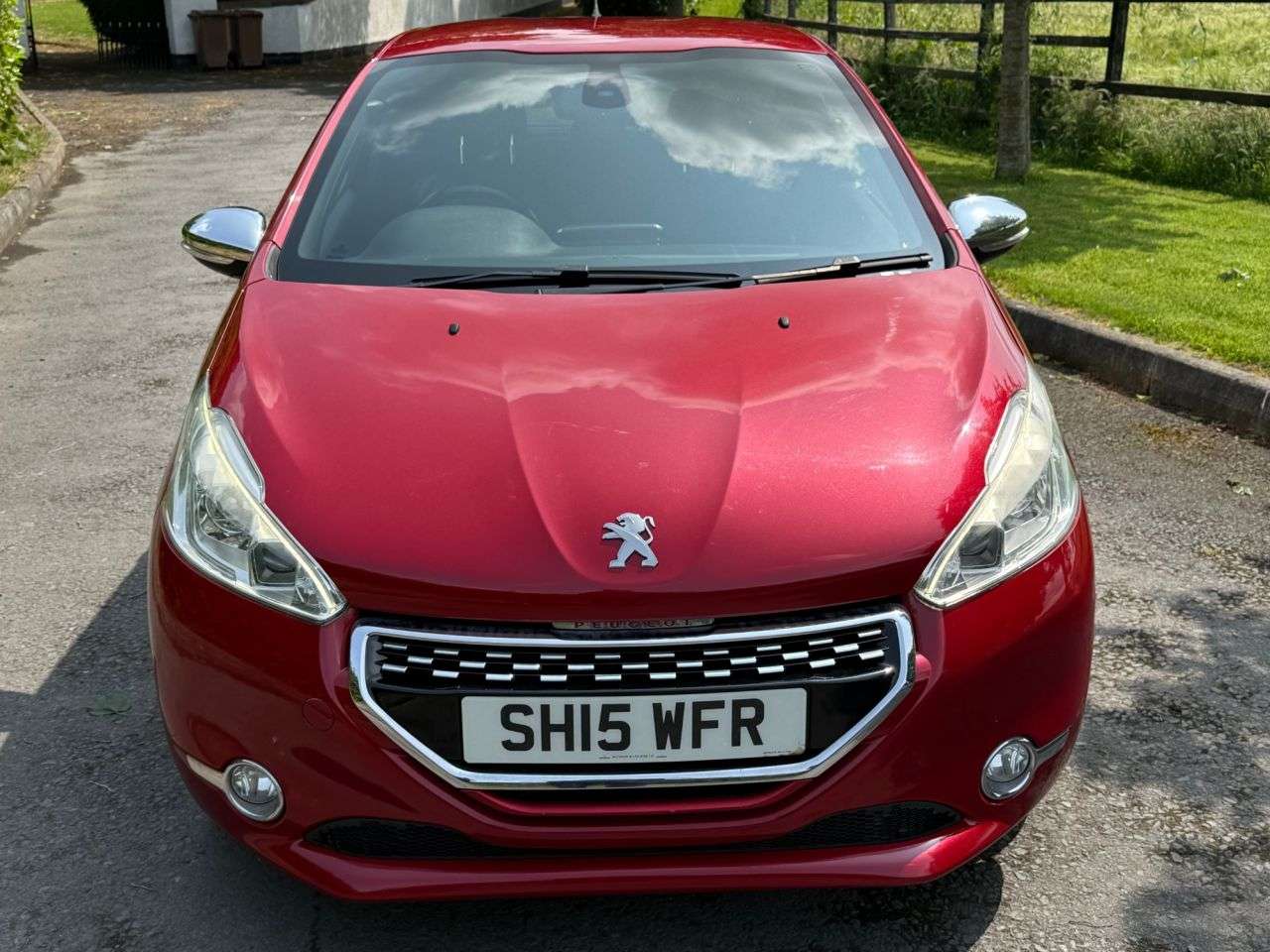 2015 PEUGEOT 208 2015 PEUGEOT 208