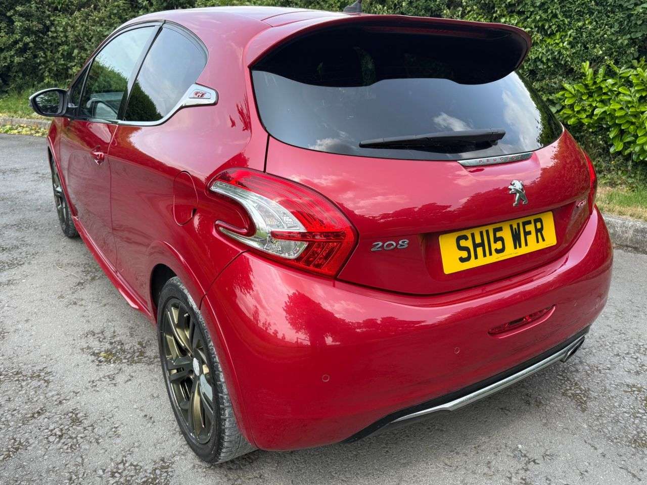 2015 PEUGEOT 208 2015 PEUGEOT 208