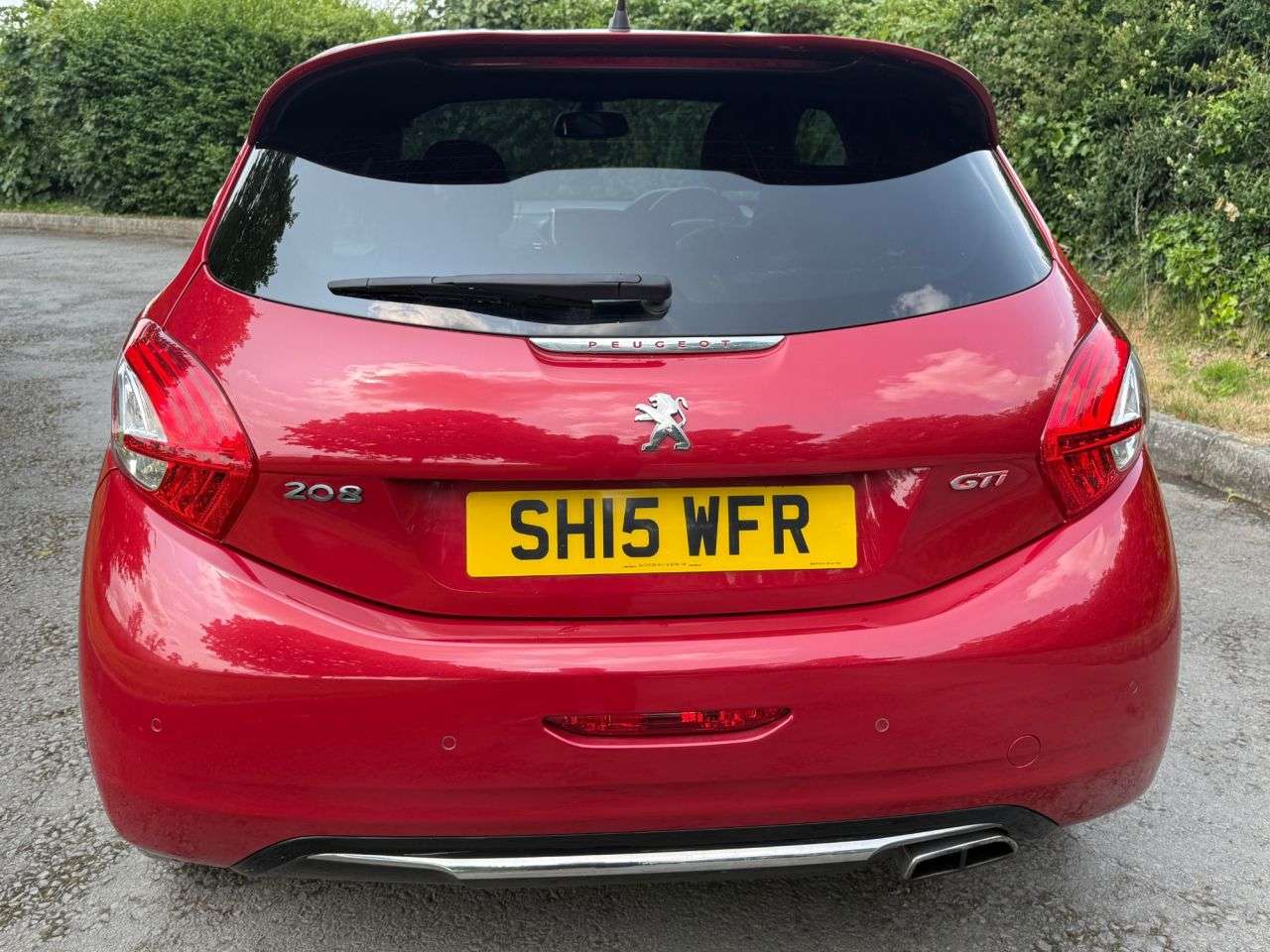 2015 PEUGEOT 208 2015 PEUGEOT 208