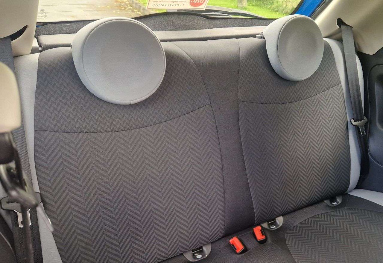 2017 FIAT 500 2017 FIAT 500