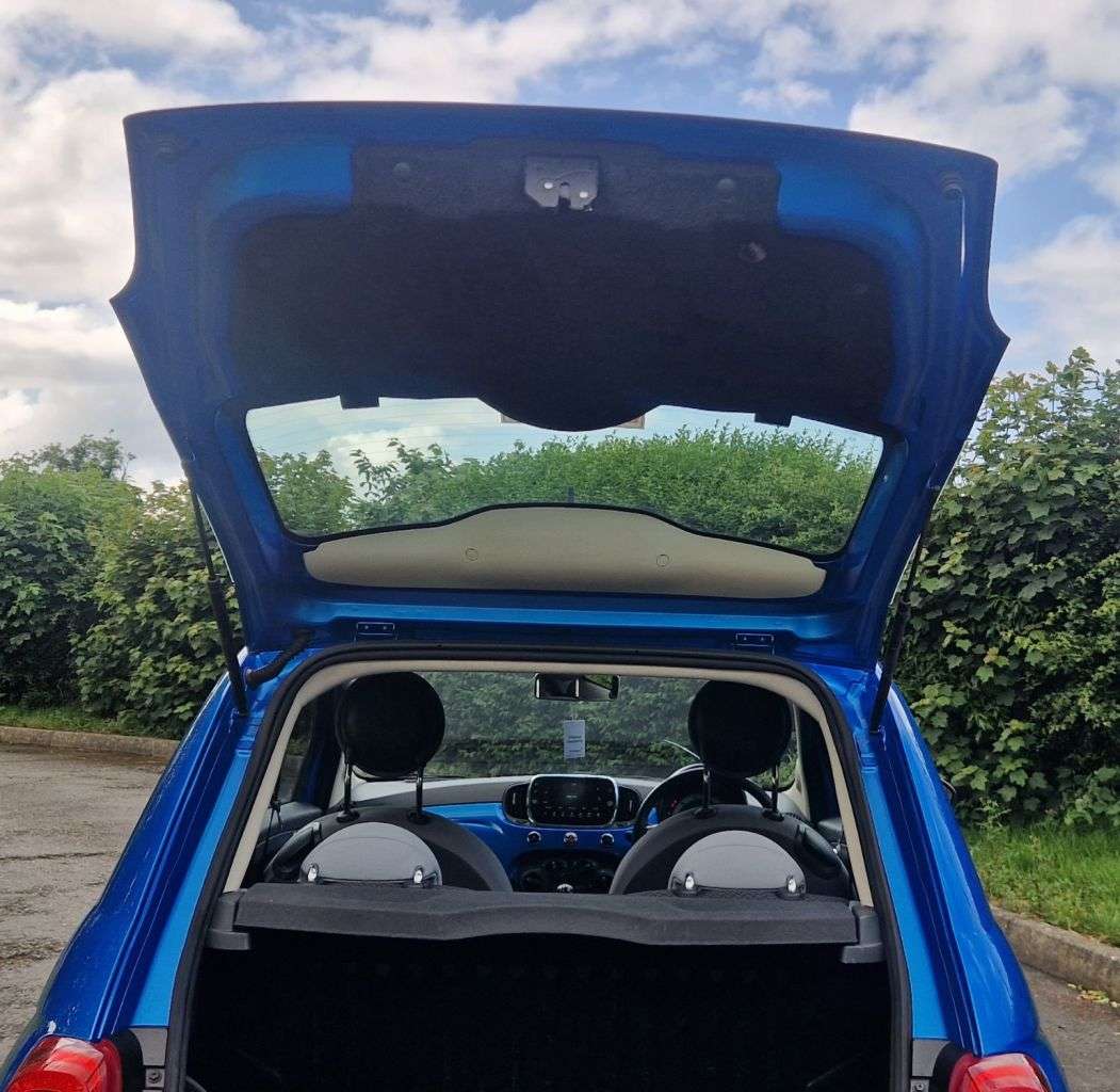 2017 FIAT 500 2017 FIAT 500