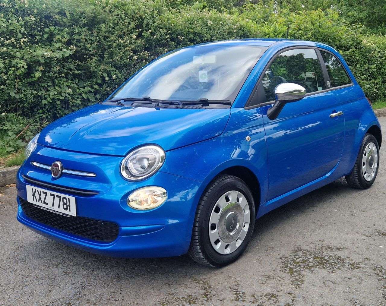 A 2017 FIAT 500 1.2 Mirror Hatchback 3dr Petrol Manual Euro 6 (s/s) (69 bhp) A 2017 FIAT 500 1.2 Mirror Hatchback 3dr Petrol Manual Euro 6 (s/s) (69 bhp)