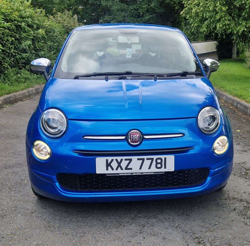 A 2017 FIAT 500 1.2 Mirror Hatchback 3dr Petrol Manual Euro 6 (s/s) (69 bhp) A 2017 FIAT 500 1.2 Mirror Hatchback 3dr Petrol Manual Euro 6 (s/s) (69 bhp)