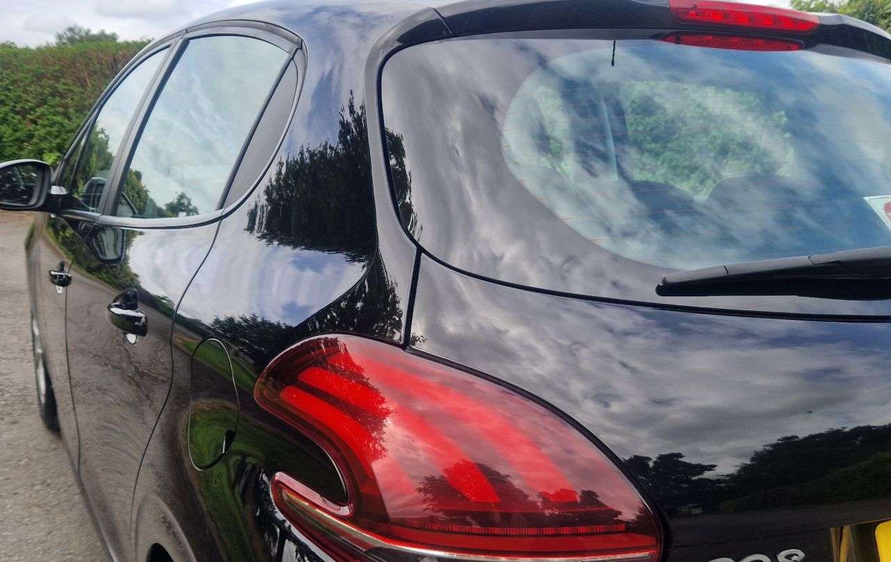 2016 PEUGEOT 208 2016 PEUGEOT 208