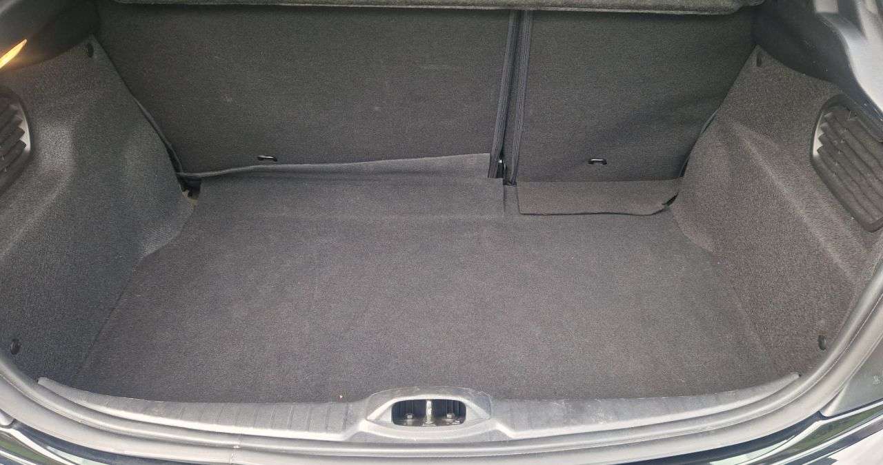 2016 PEUGEOT 208 2016 PEUGEOT 208