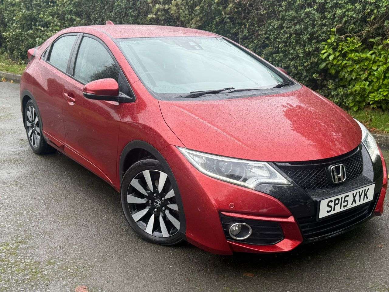 A 2015 HONDA CIVIC 1.8 i-VTEC SE Plus Hatchback 5dr Petrol Manual Euro 6 (s/s) (142 ps) A 2015 HONDA CIVIC 1.8 i-VTEC SE Plus Hatchback 5dr Petrol Manual Euro 6 (s/s) (142 ps)
