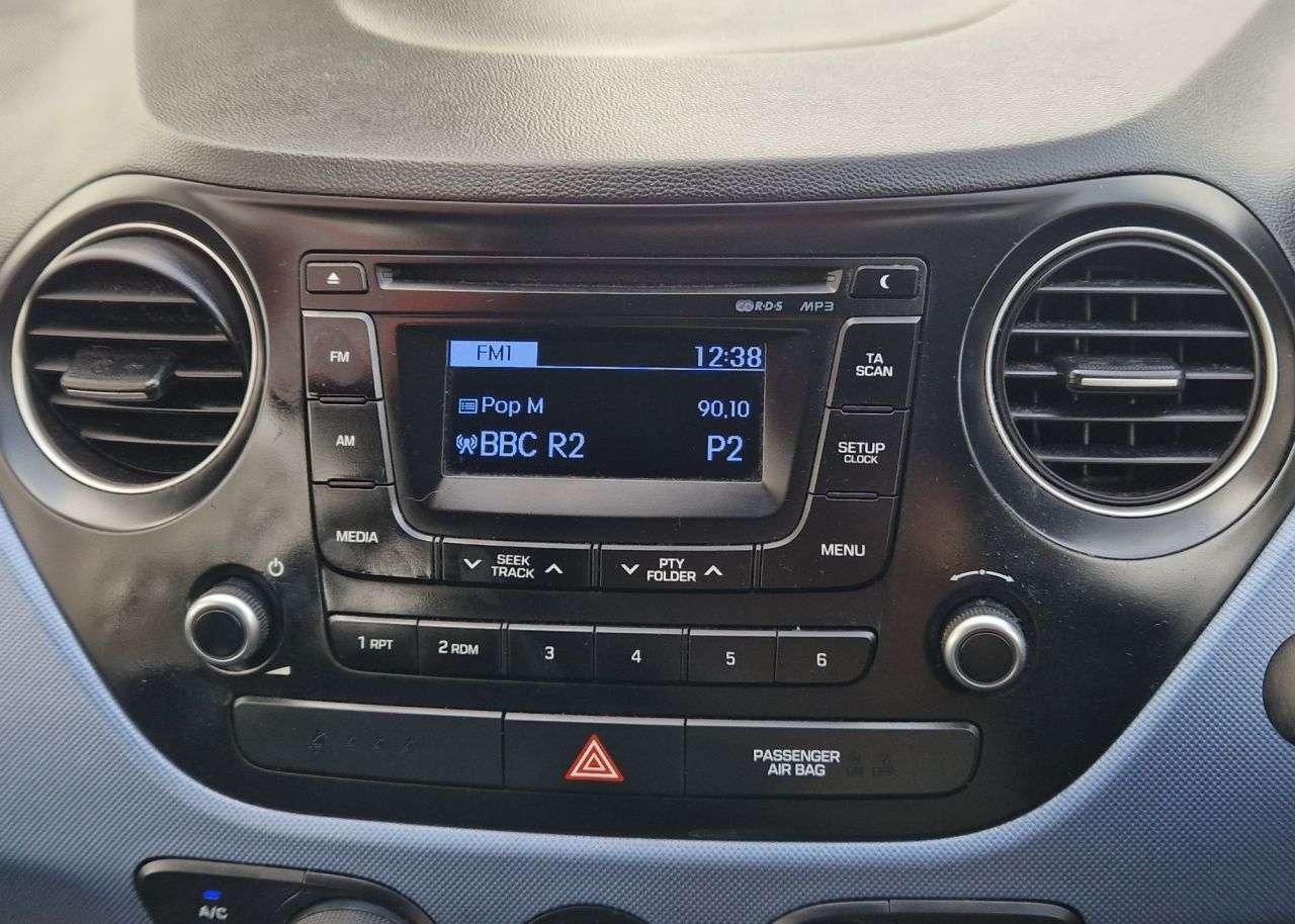 2016 HYUNDAI I10 2016 HYUNDAI I10