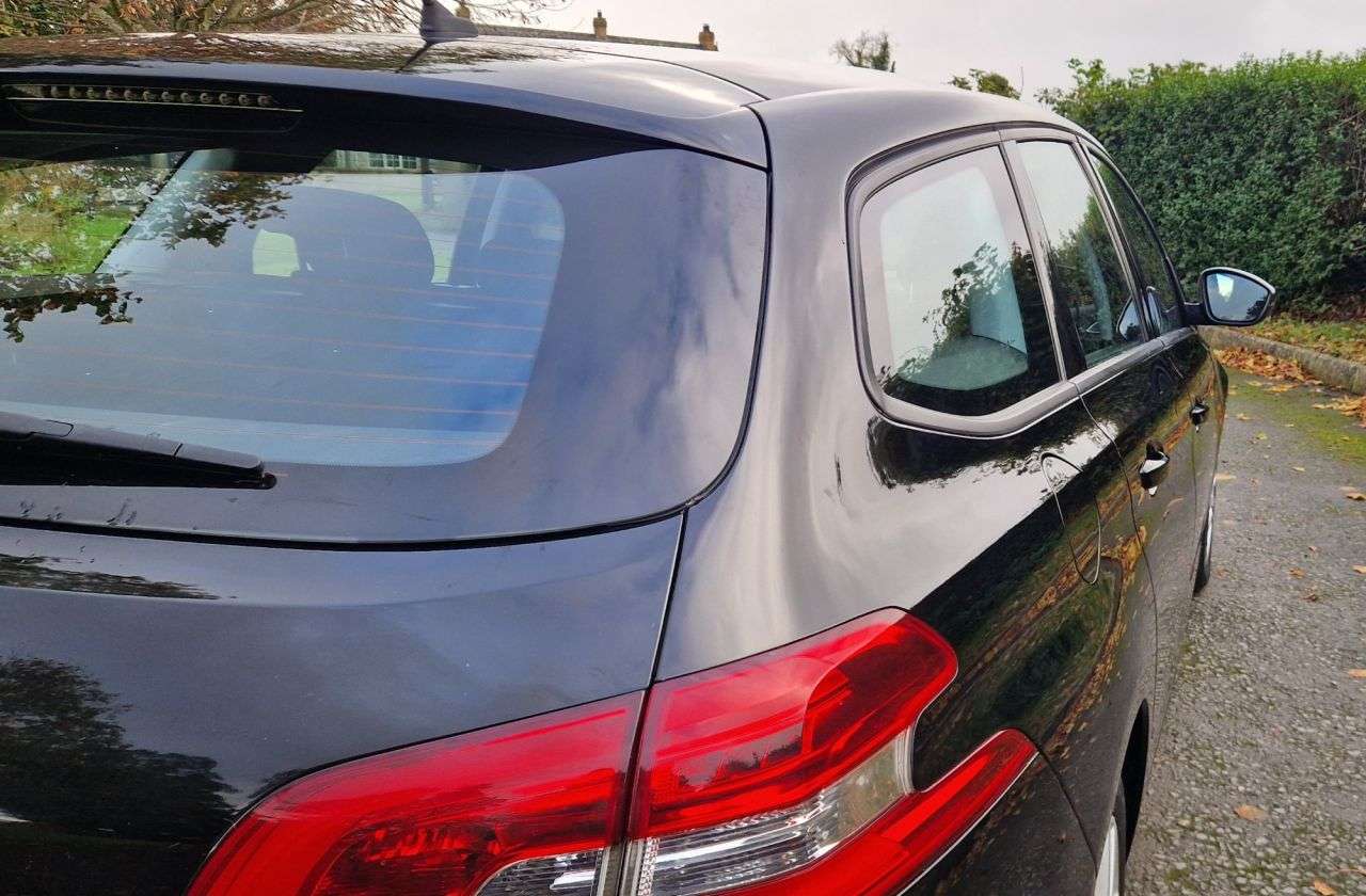 2016 PEUGEOT 308 SW 2016 PEUGEOT 308 SW