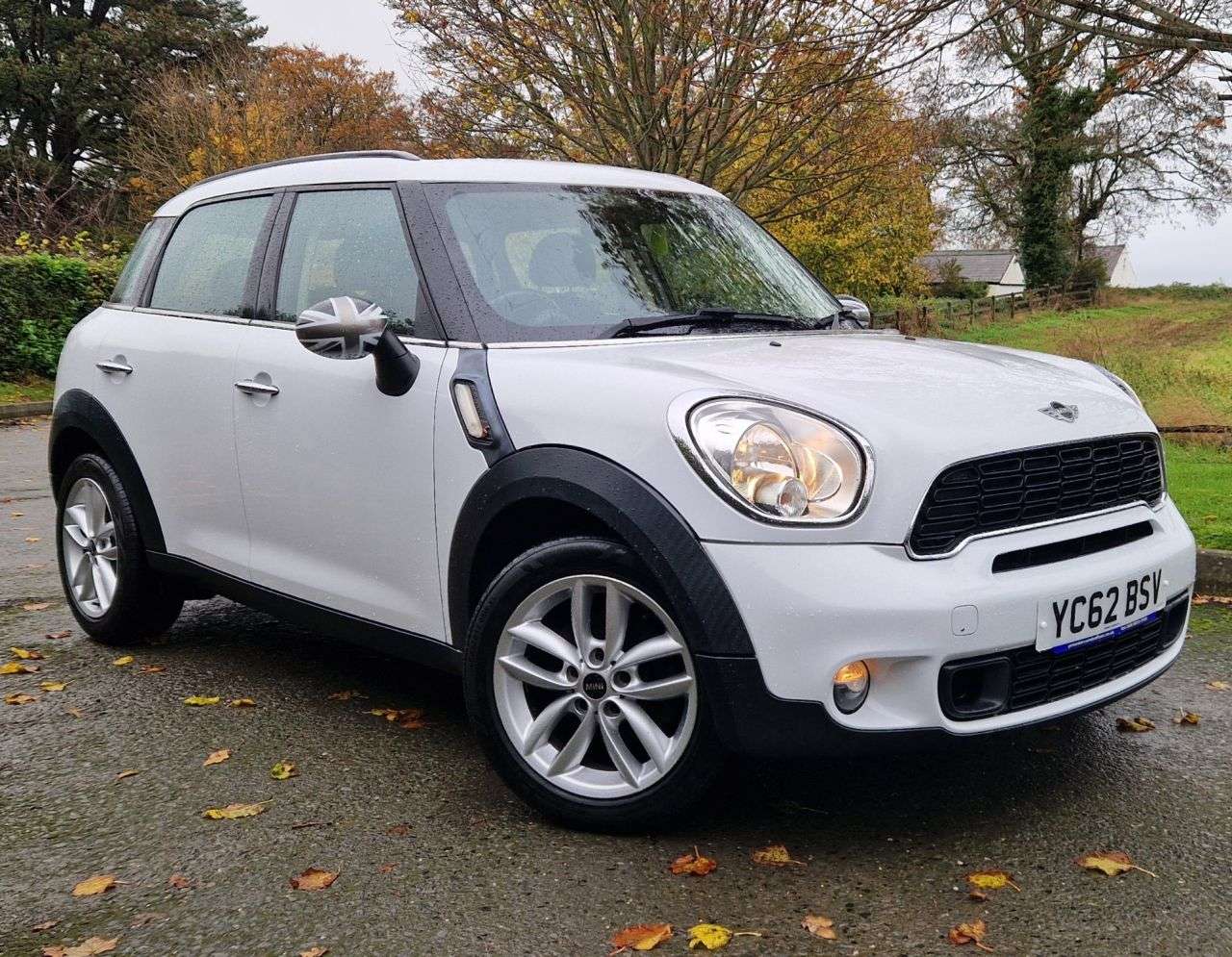 2012 MINI COUNTRYMAN 2012 MINI COUNTRYMAN