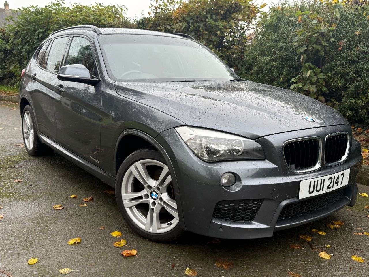 A 2013 BMW X1 2.0 20i M Sport SUV 5dr Petrol Manual xDrive Euro 6 (s/s) (184 ps) A 2013 BMW X1 2.0 20i M Sport SUV 5dr Petrol Manual xDrive Euro 6 (s/s) (184 ps)