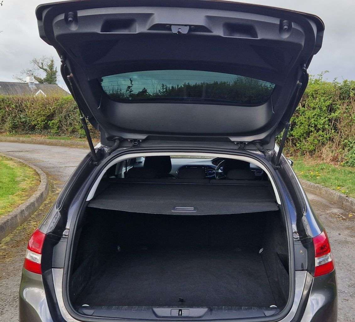 2016 PEUGEOT 308 SW 2016 PEUGEOT 308 SW