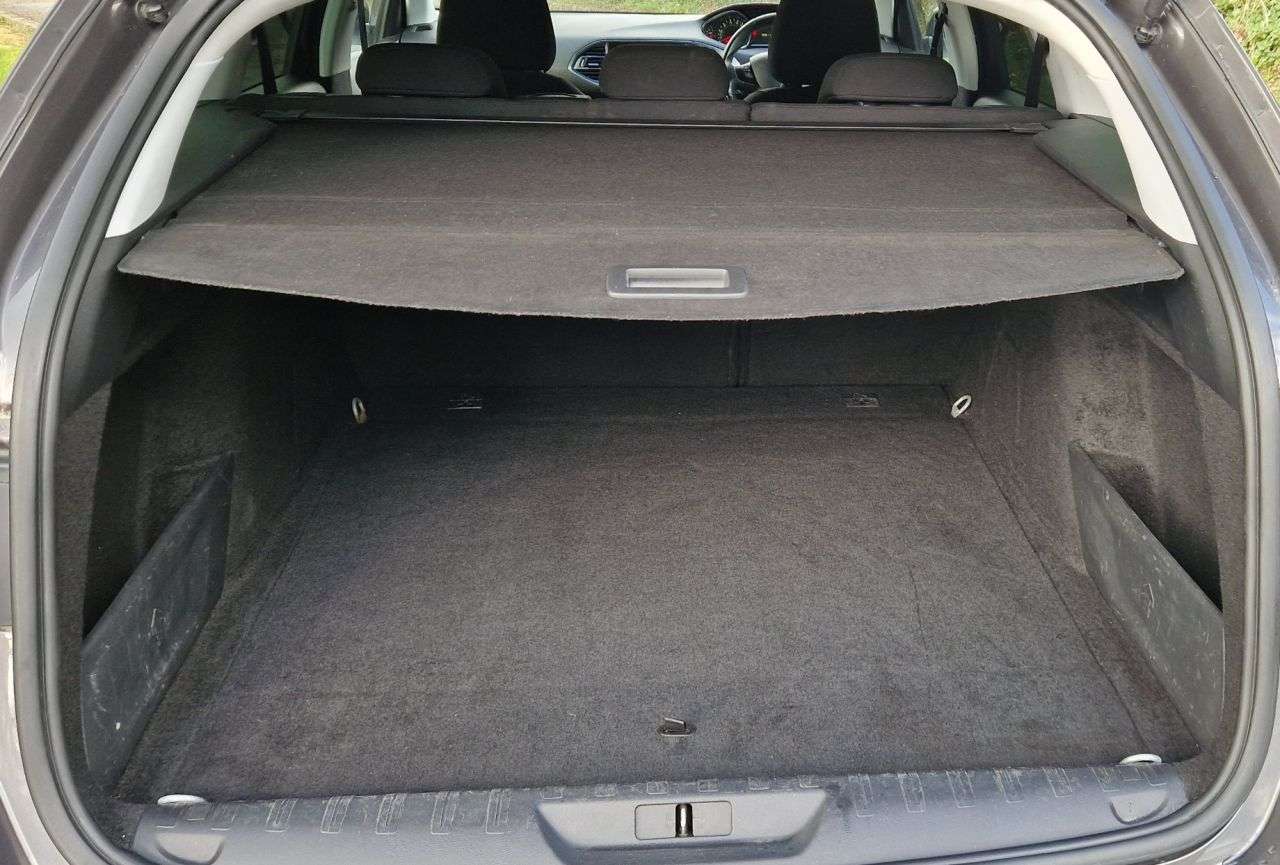2016 PEUGEOT 308 SW 2016 PEUGEOT 308 SW