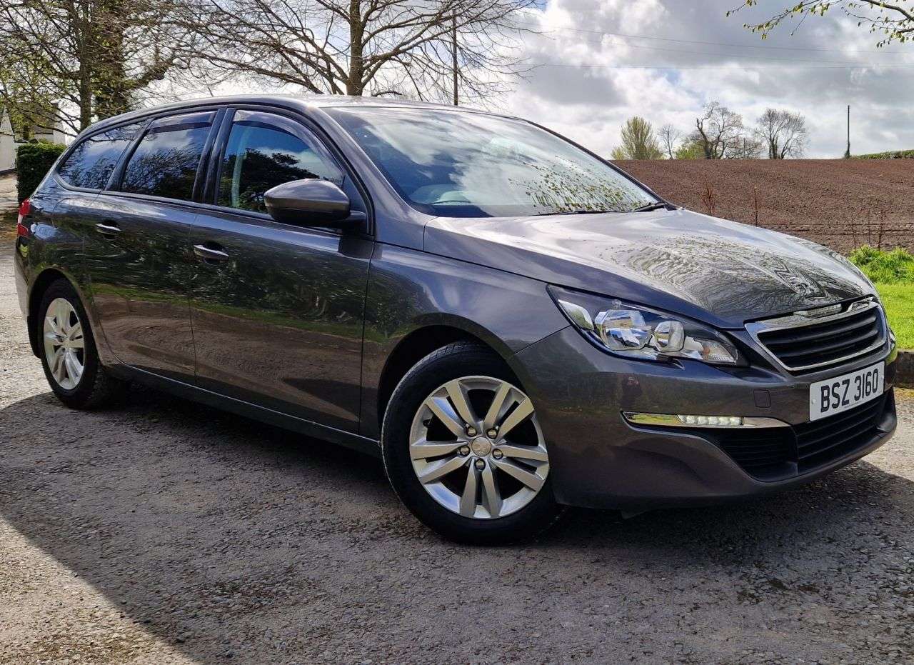A 2016 PEUGEOT 308 SW 1.6 BlueHDi Active Estate 5dr Diesel Manual Euro 6 (s/s) (120 ps) A 2016 PEUGEOT 308 SW 1.6 BlueHDi Active Estate 5dr Diesel Manual Euro 6 (s/s) (120 ps)