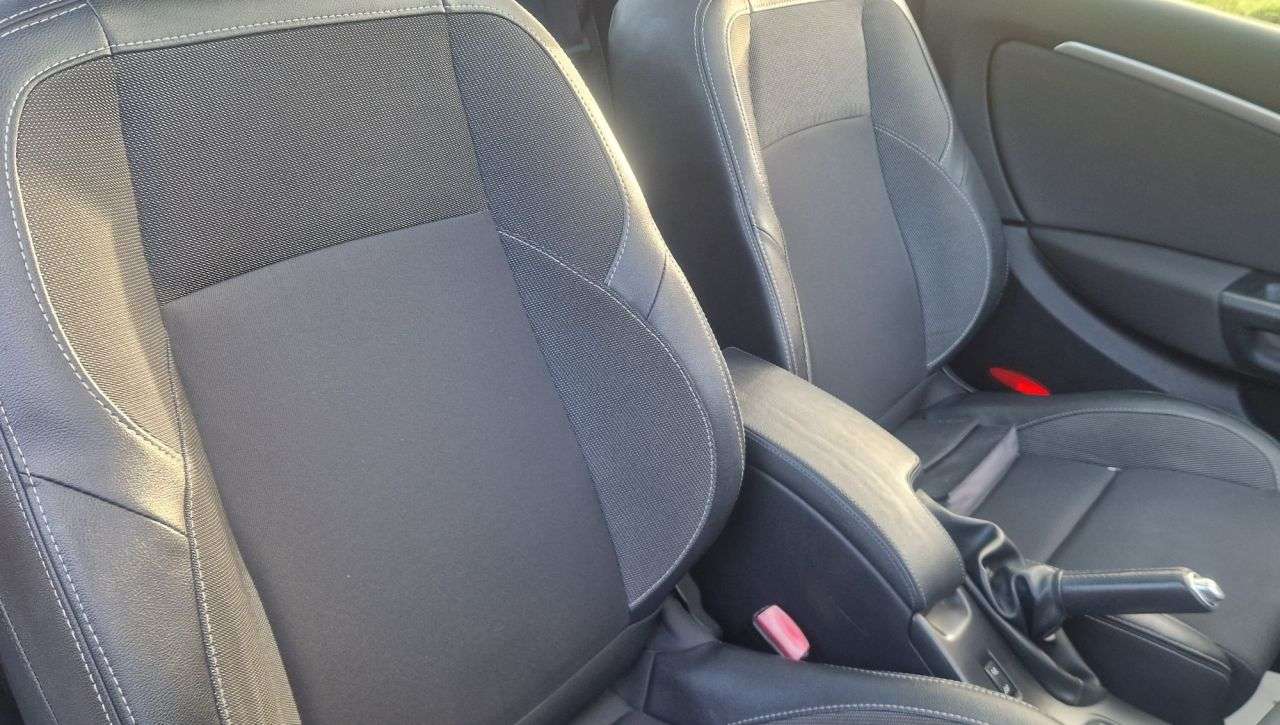 2010 RENAULT MEGANE 2010 RENAULT MEGANE