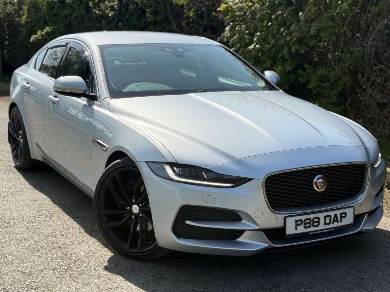 A 2019 JAGUAR XE 2.0 D180 SE Saloon 4dr Diesel Auto Euro 6 (s/s) (180 ps) A 2019 JAGUAR XE 2.0 D180 SE Saloon 4dr Diesel Auto Euro 6 (s/s) (180 ps)