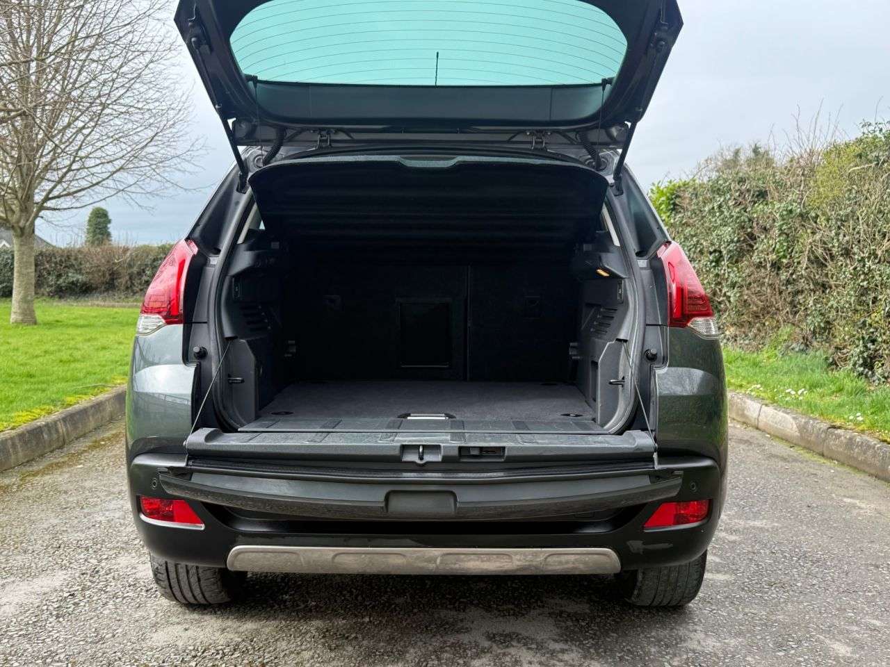2014 PEUGEOT 3008 2014 PEUGEOT 3008